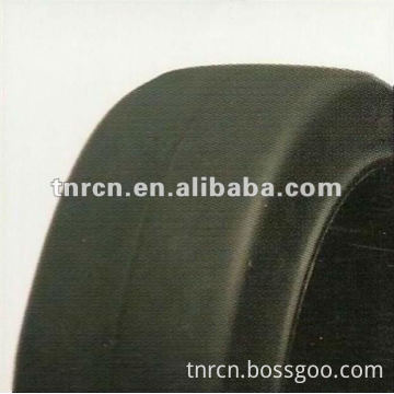 Press On Solid Tyre 267x152x165.1 China Tire Forklift Tyres